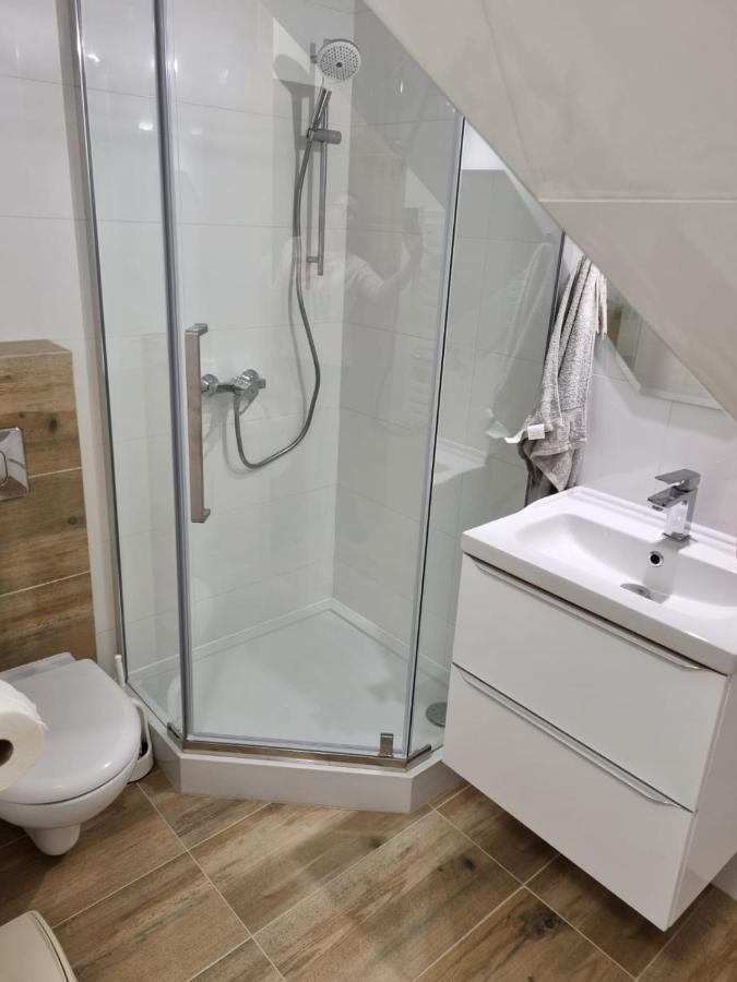 Dom Na Ubocy Appartement Groń Buitenkant foto